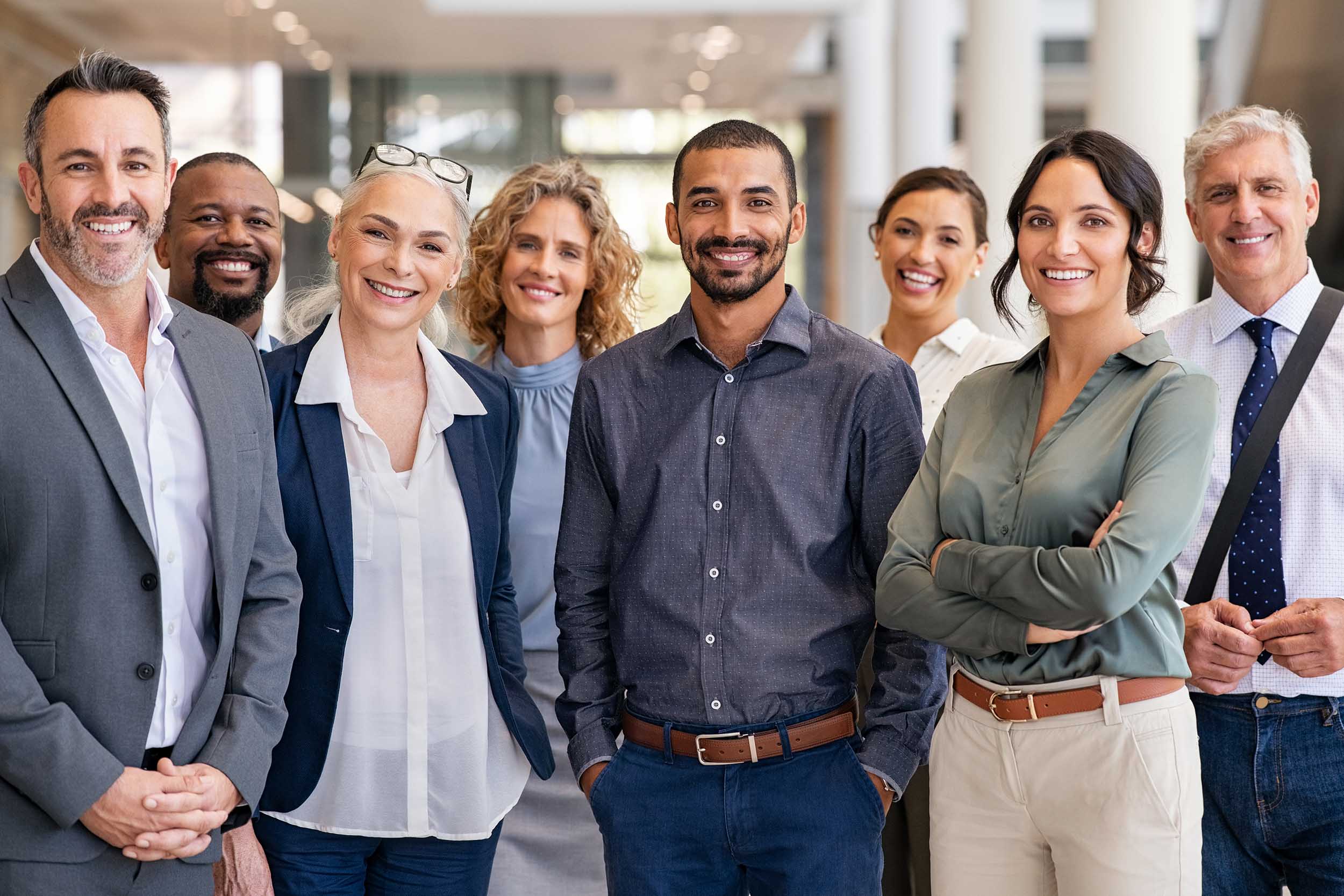 Portrait,Of,Successful,Group,Of,Business,People,At,Modern,Office